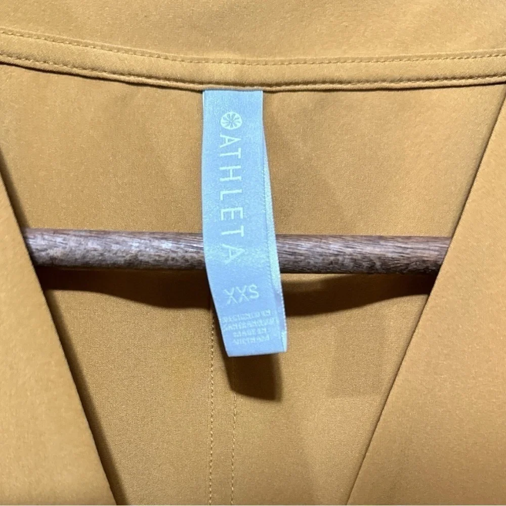 EUC - Athleta Marlow Romper - size XXS - Tuscan Gold